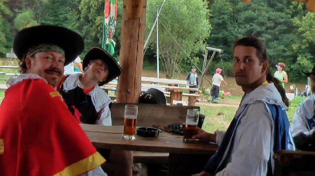 Vltava Bačkory 2008 > obr (195)